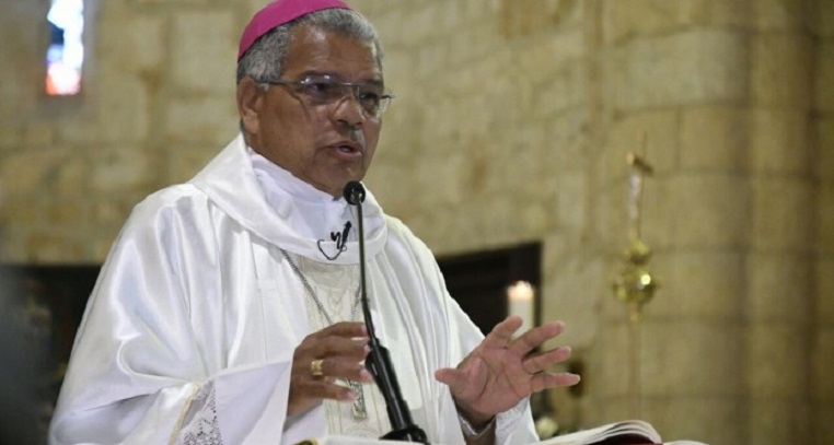 Francisco Ozoria Acosta arzobispo metropolitano Diócesis Santo Domingo.
