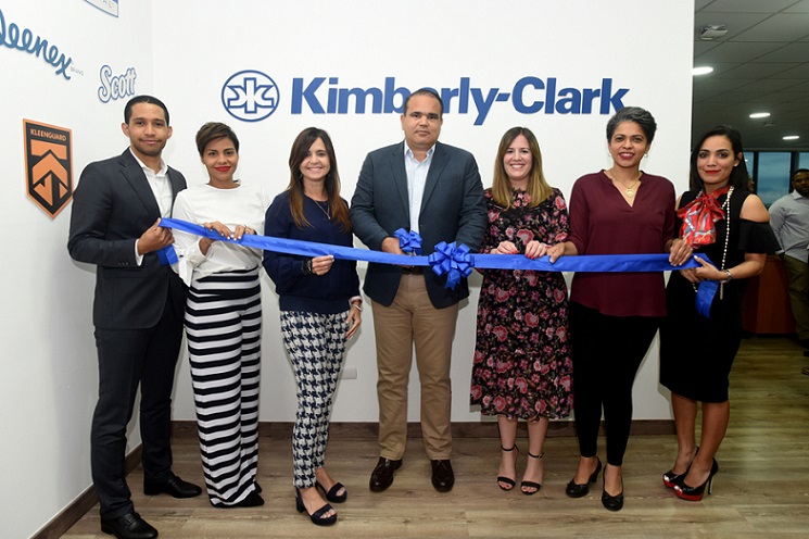 Kimberly Clark inaugura oficinas en Blue Mall.
