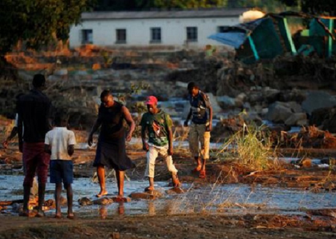 Sobrevivientes del ciclón Idai.