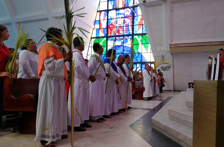 Misa del Domingo de Ramos, inicio de Semana Santa.