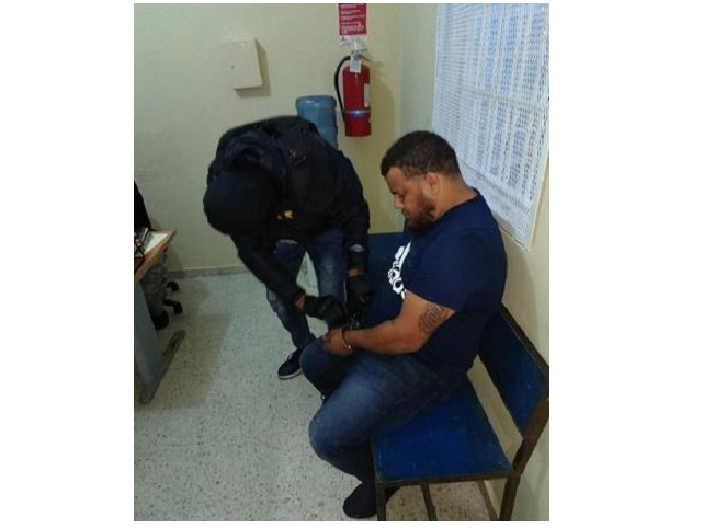 Jardy Rafael Reyes Guzmán tras ser detenido.