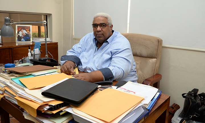 José Frank Peña Guaba, presidente del BIS, en oficina.