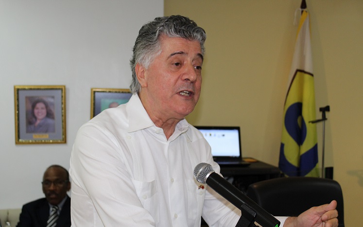 Roberto Santana, presidente Cámara de Comercio Dominico-China.