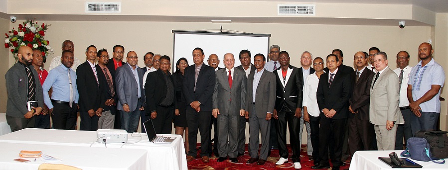 Embajada dominicana en Trinidad y Tobago negocia atraer inversión.