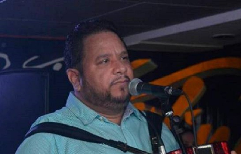 El músico típico Faustino de Jesús Ortiz (Kerube), líder de Kerubanda.