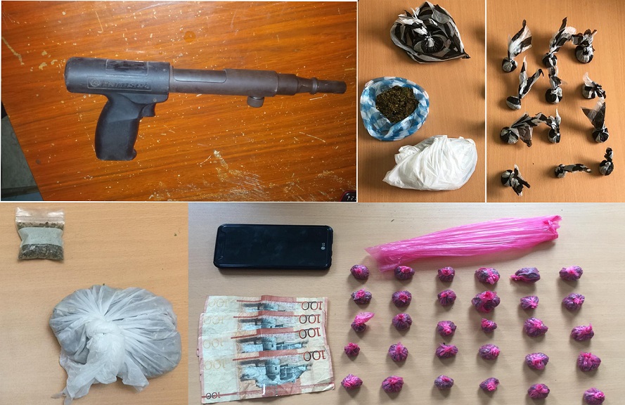 Drogas, armas y dinero incautados por la policía en Santo Domingo Este.
