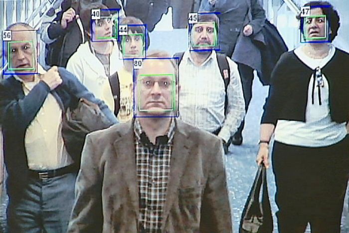 Prohíben Policía San Francisco uso sistema reconocimiento facial.