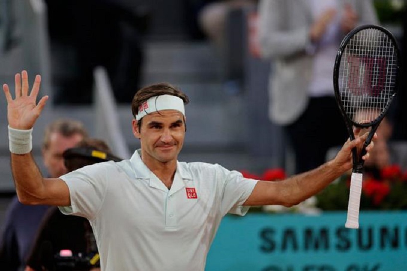 Roger Federer, tenista suizo, reacciona tras ganar.