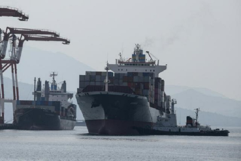 Carguero MV Bavaria contratado por Canadá para trasladar toneladas de basura.