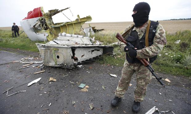 Juzgan cuatro por derribo avión de pasajeros en Ucrania.