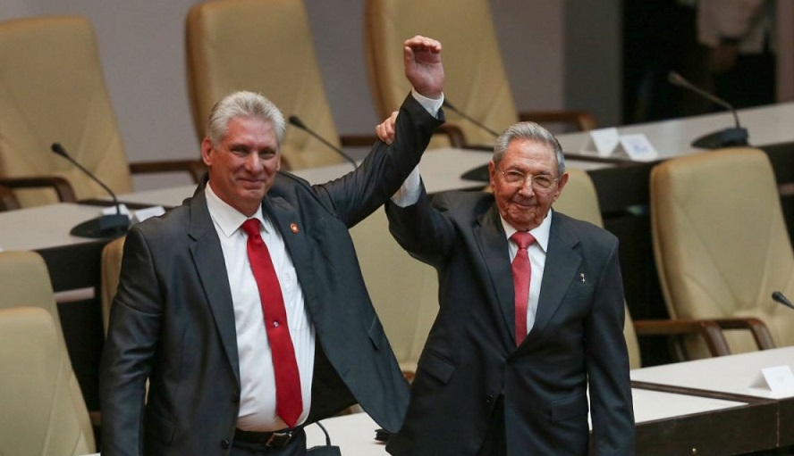 Miguel Díaz-Canel y Raul Castro presidente y expresidente Cuba.