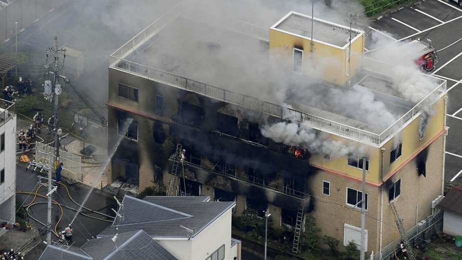 Al menos 23 muertos y 36 heridos en incendio en Japón.