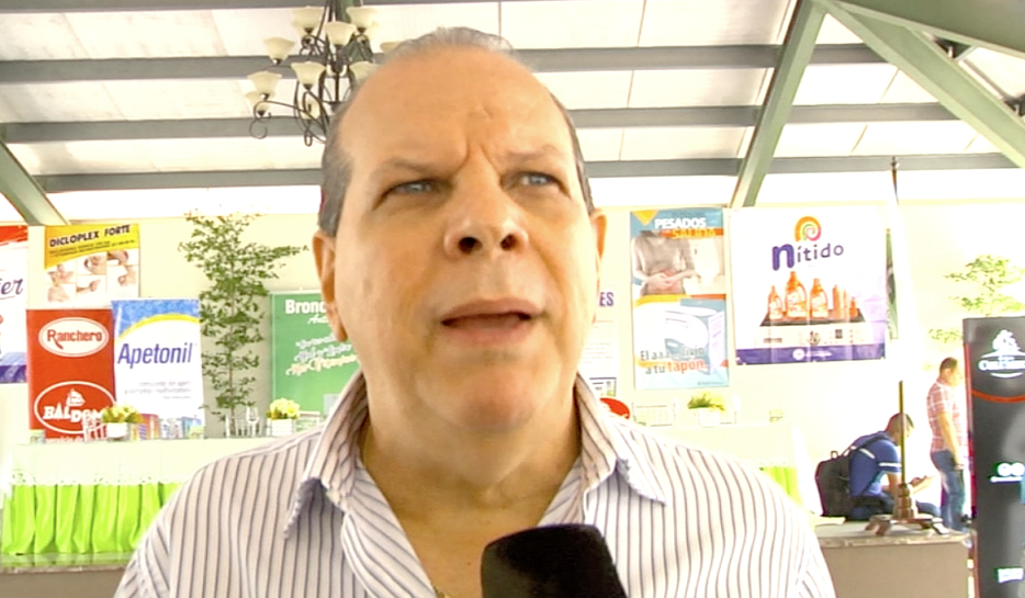 Antonio Manuel Comprés pide unificar elecciones y modificar Constitución.