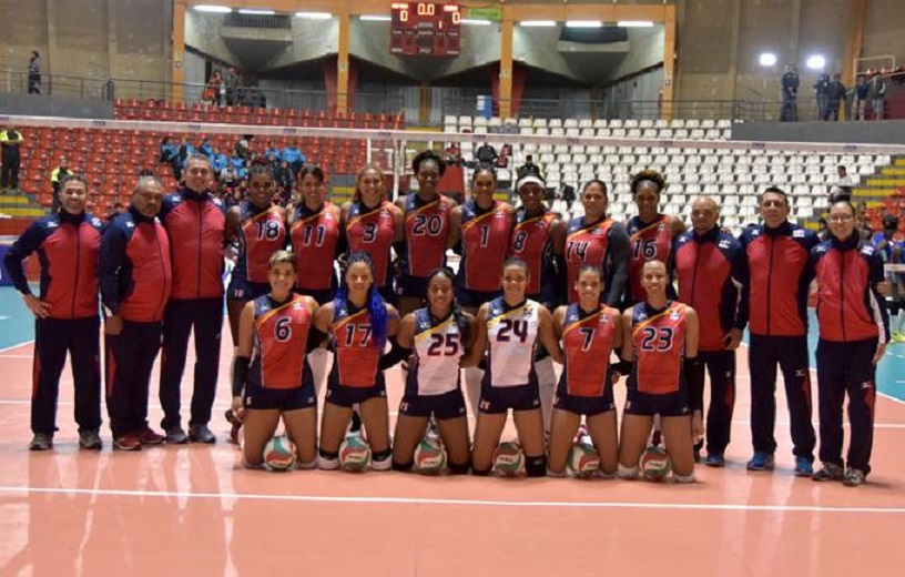 Equipo de voleibol femenino de RD se mantiene invicto en la Copa Panam.