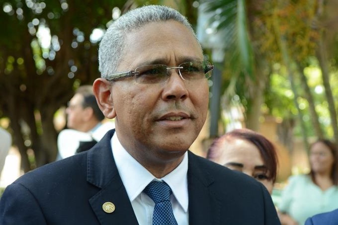 Dionisio Navarro presidente del CODIA.