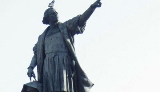 Estatua de Cristóbal Colón en la Zona Colonial, República Dominicana. 