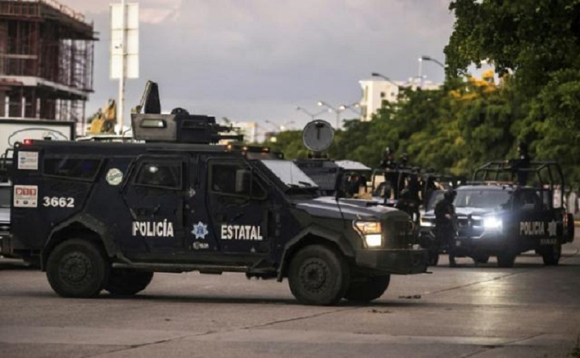 La policía estatal patrulla Culiacán, estado mexicano de Sinaloa, el 17 de octubre de 2019.