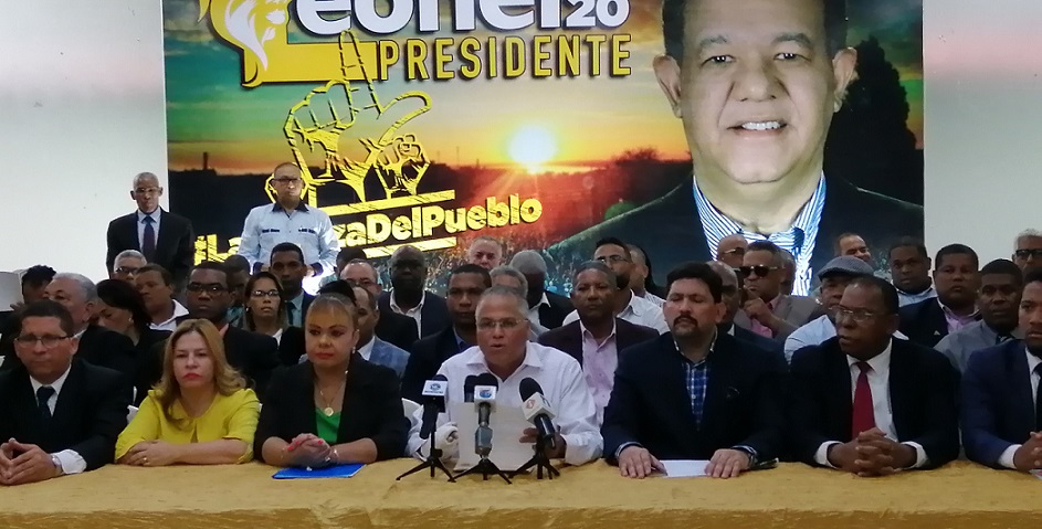 Frente de Abogados con Leonel apoya La Fuerza del Pueblo.