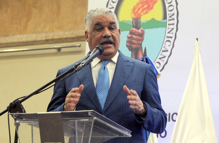 Miguel Vargas presidente del PRD voto automatizado.