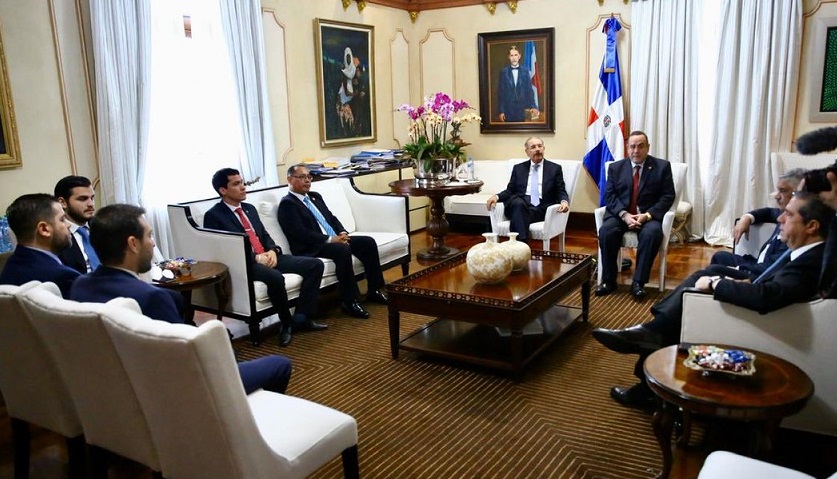 Presidentes Danilo Medina y Alejandro Giammattei.