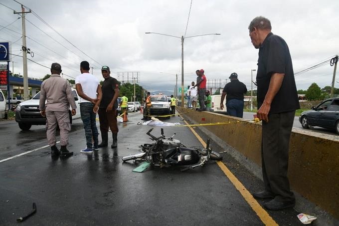 Lugar donde ocurrió el accidente.(Foto José Alberto MaldonadoLD)