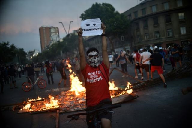 Manifestantes en Santiago de Chile, el 11 de noviembre de 2019.(Foto externa)