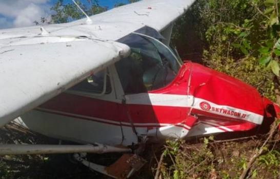 Avioneta desplomada en Barahuco 2 personas mueren .(Foto externa)