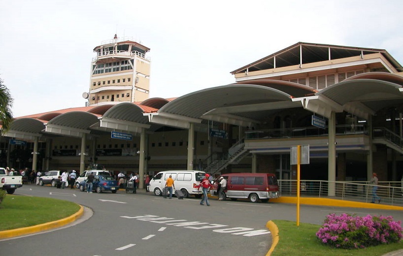 Aumenta flujo dominicanos Aeropuerto Internacional del Cibao.