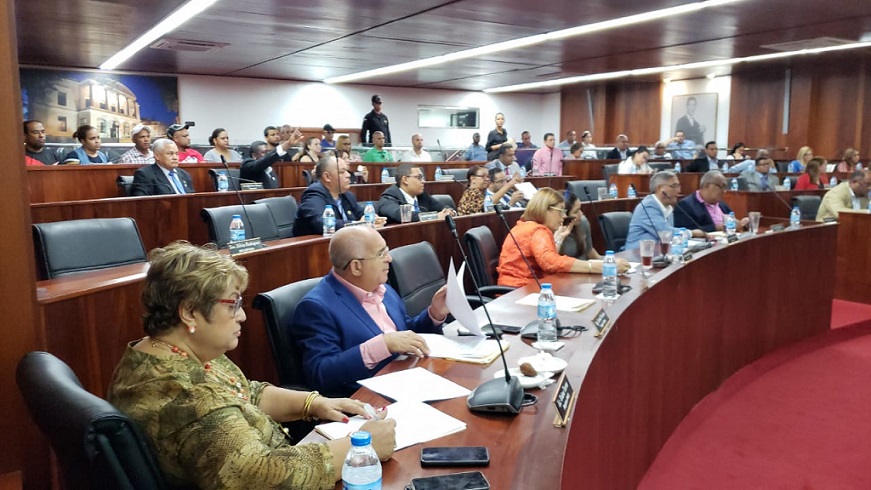 Concejo Municipal de Santiago aprueba presupuesto 2020.