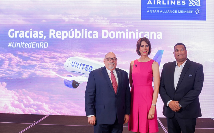 United Airlines celebra 30 años de operatividad en República Dominicana.
