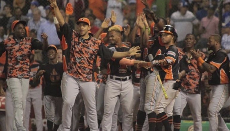 Los Toros del Este se proclaman capeones nacionales en la temporada de béisbol 2019-2020, tras vencer a los Tigres del Licey. (Foto: LIDOM)