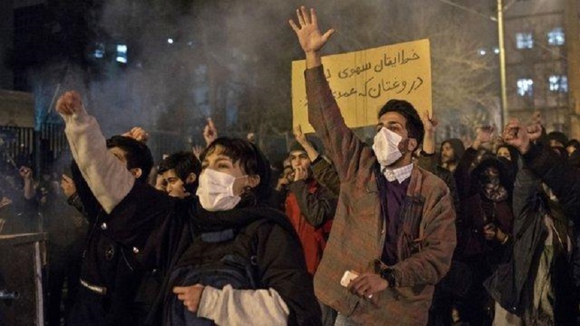 Las manifestaciones del fin de semana fueron un insólito giro pocos días después de que Irán se uniera masivamente en el duelo por la muerte de Soleimani.