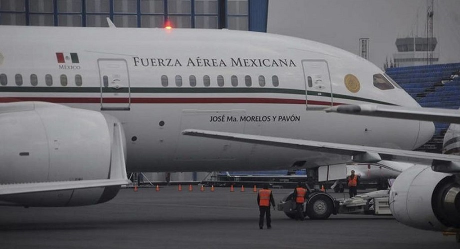 México desiste de rifar avión presidencial.