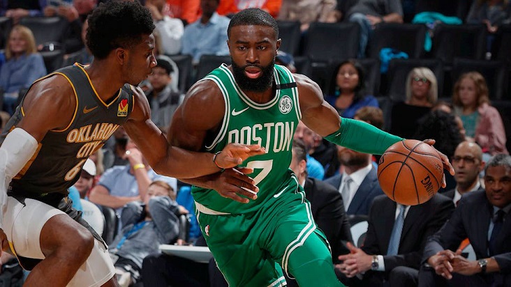 Kemba Walker aportó 27 puntos como mejor anotador de los Celtics de Boston. (Foto: externa)