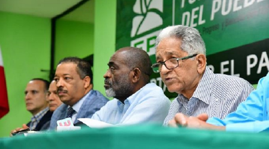 Fuerza del Pueblo acusa al presidente Medina y PLD de violar ley electoral