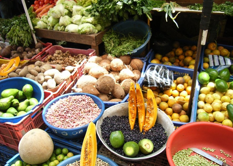 Sobreproducción productos agrícolas controlaría precios.