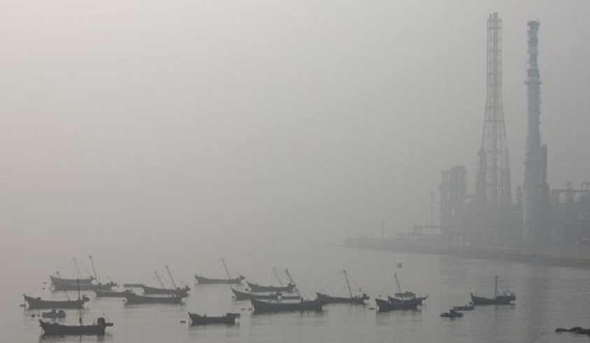Contaminación en la Bahía de Dalian.