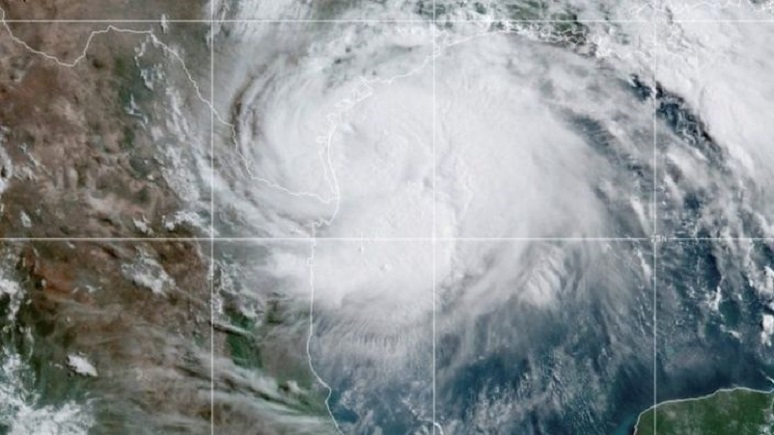 Isaías llega después de que Hanna (en la imágen) tocara tierra el sábado como huracán categoría 1 de la escala Saffir-Simpson.