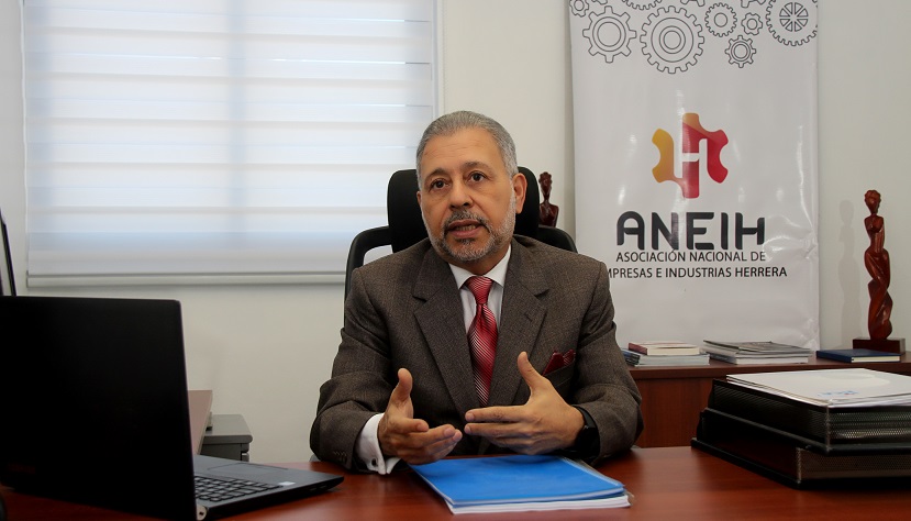 Leonel Castellanos Duarte, presidente de la ANEIH.