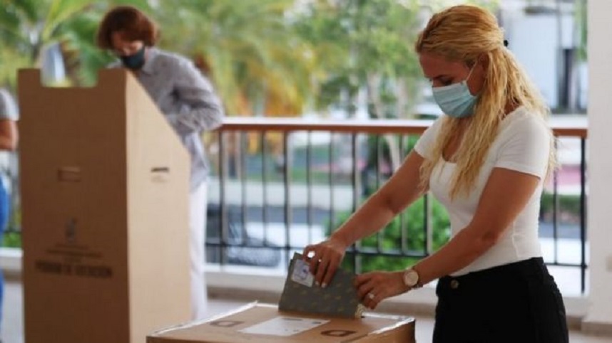 República Dominicana celebra unas elecciones sin precedentes, en medio de la pandemia de coronavirus. (Fuente: Reuters)