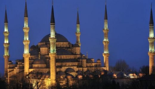 Los constructores de la Mezquita Azul en Estambul se inspiraron en la arquitectura de Santa Sofía.