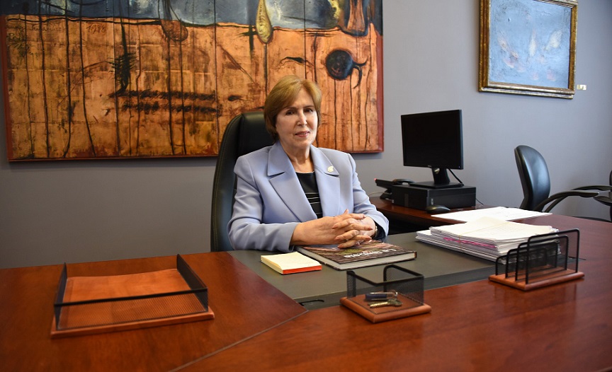 Carmen Heredia toma posesión como ministra de Cultura.
