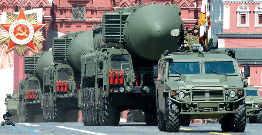 Rusia hace advertencia sobre lanzamiento armas nucleares.