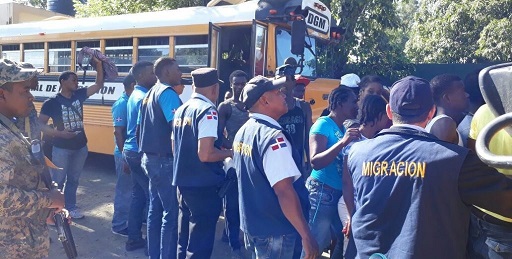 Migración dominicana reanudará las repatriaciones de haitianos ilegales