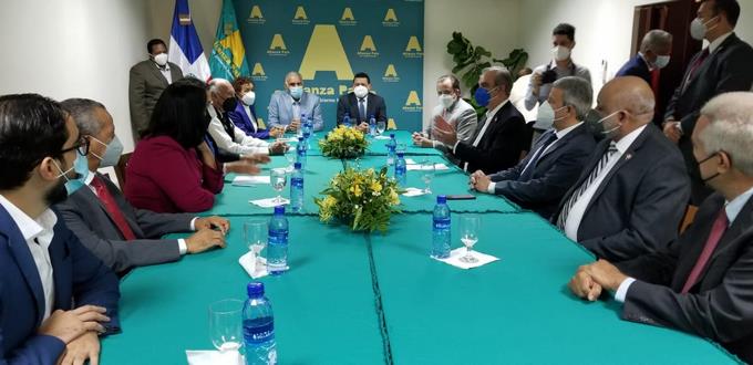 Presidente Abinader se reúne con Guillermo Moreno y autoridades de ALPAÍS