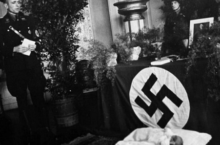 Lebensborn: cómo era la "fábrica" nazi de bebés que buscaba crear la nueva elite de Europa