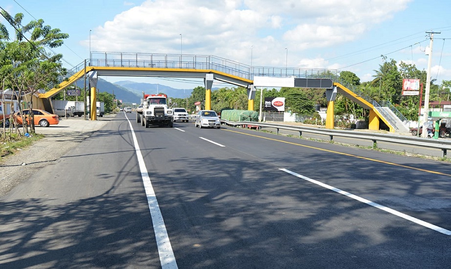 MOPC dispone arreglo autopista Duarte.