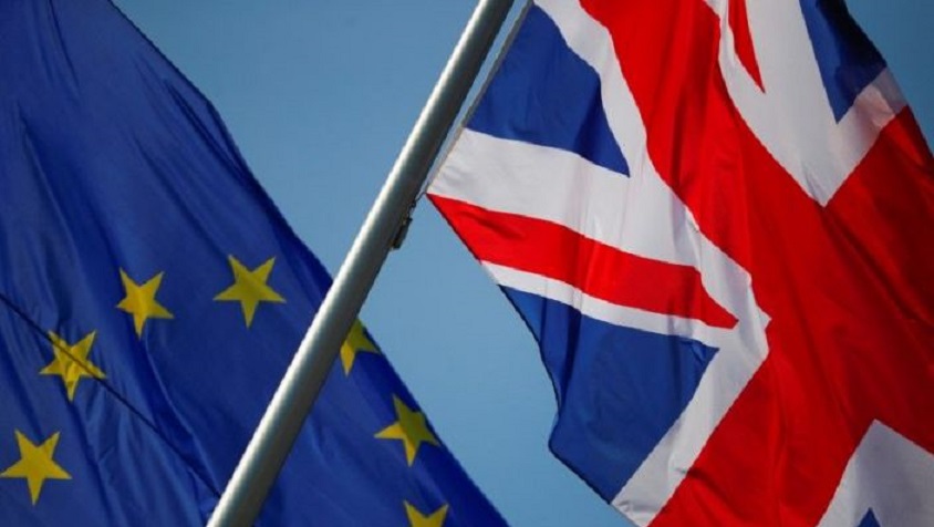 Banderas de Gran Bretaña y la UE en Berlín. (Fuente: Reuters)