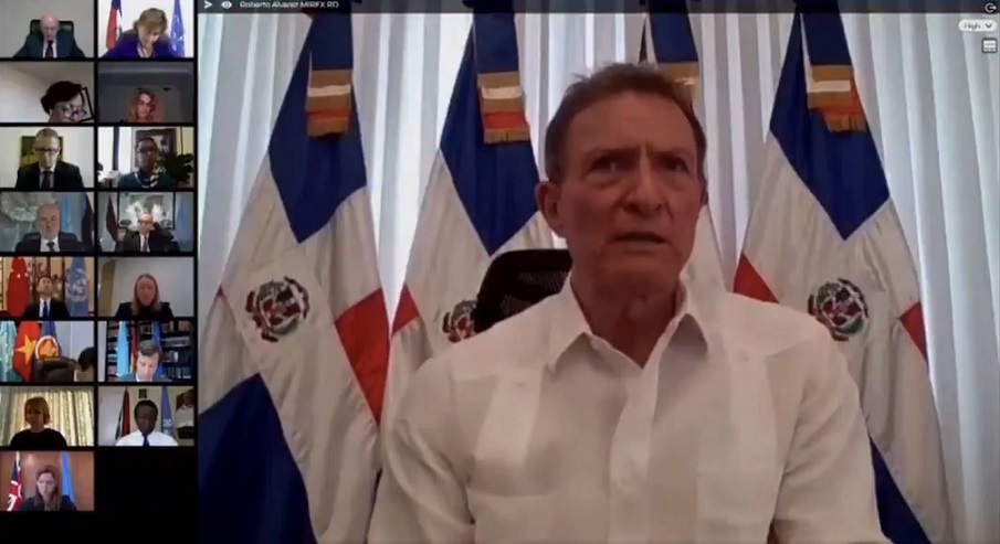 Canciller Roberto Álvarez pide intervención de Haití.