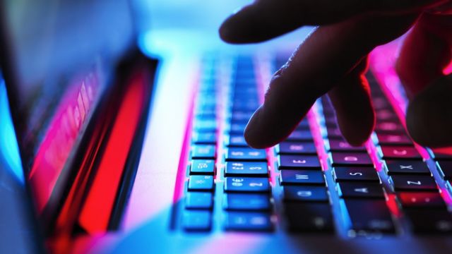 Gobierno blanco de grupo hackers, atacan 14 páginas web